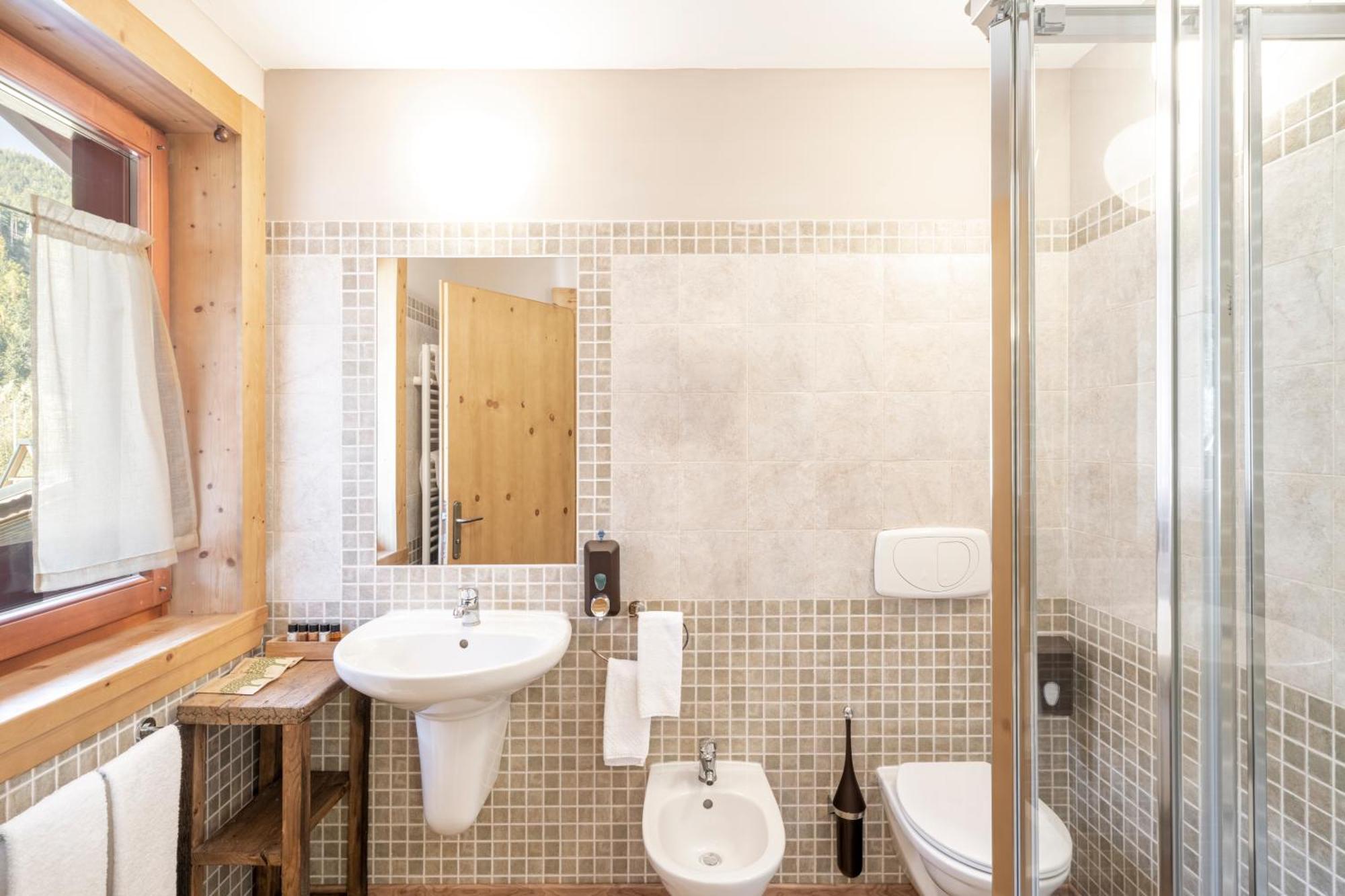 La Tana Dell'Orso Hotel & Spa Ponte Di Legno Ngoại thất bức ảnh